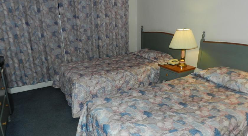 L'Auberge De L'Aeroport Inn Дорваль Экстерьер фото